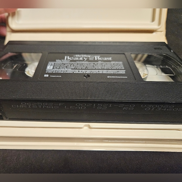 Disney Black Diamond VHS | Aladdin | Beauty and the Beast | Rescuers Down Under - Picture 10 of 15